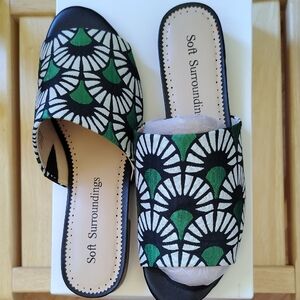 Soft Surroundings Black and Green Patterned Mules